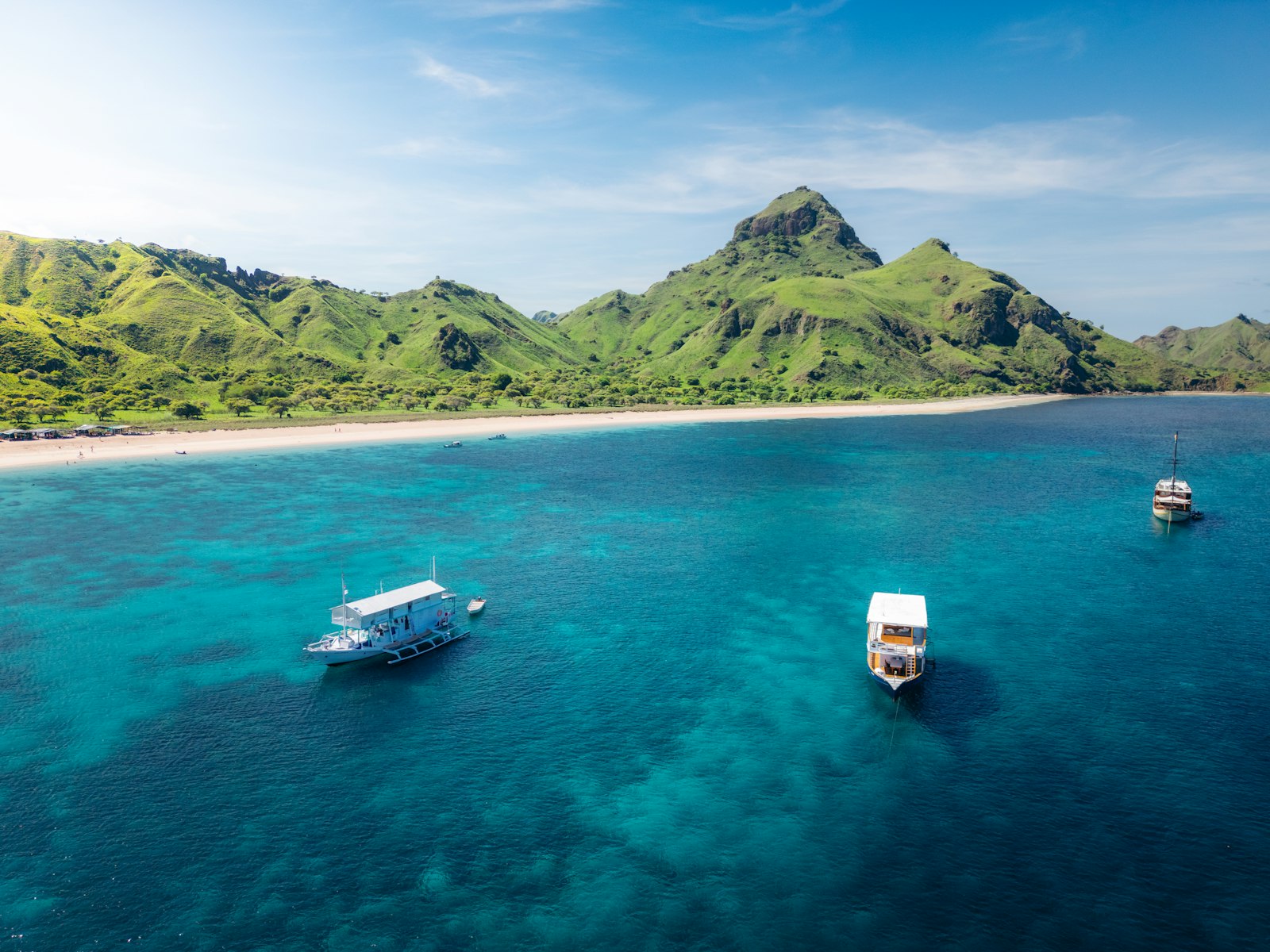 10-14 Day Flores Itinerary Including Riung and Komodo
