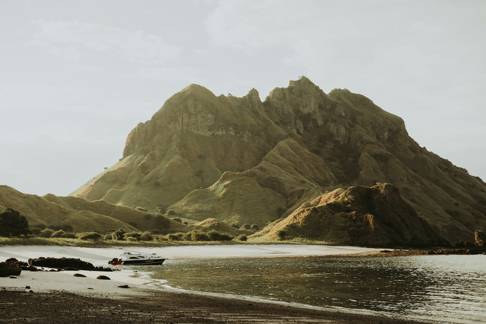 3-4 Weeks in Eastern Indonesia: Riung, Komodo, Alor