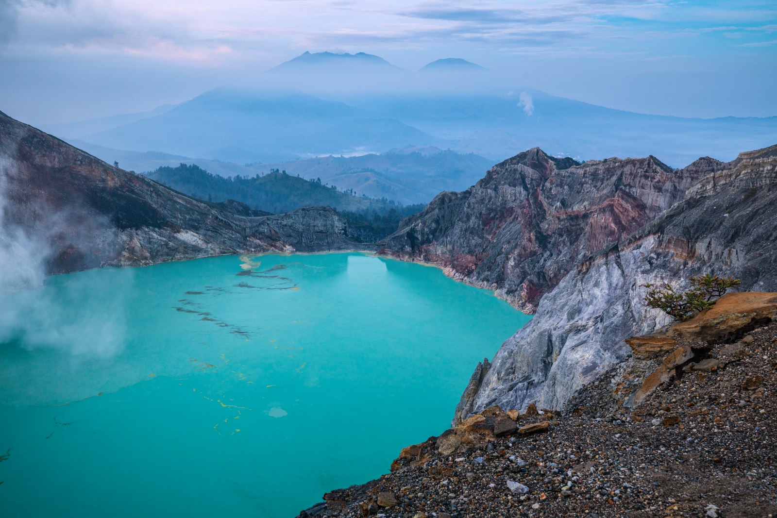 Kelimutu and Riung in 3 Days: A Realistic Overland Plan