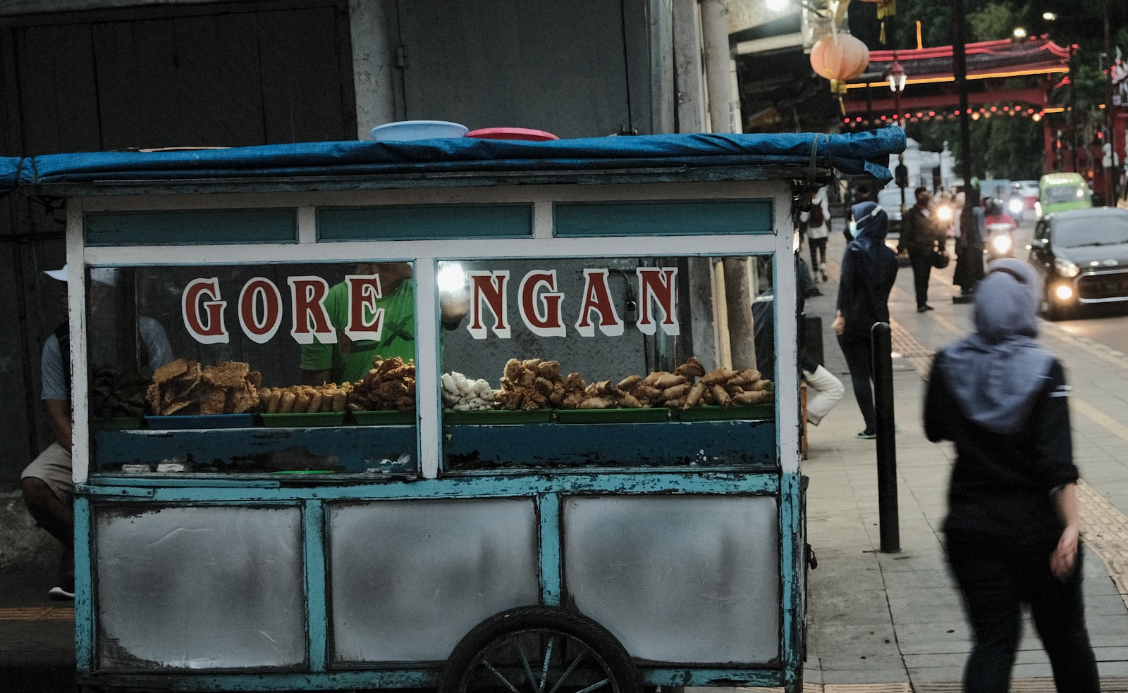 Eating in Riung: Warungs, Boat Lunches and Halal Options