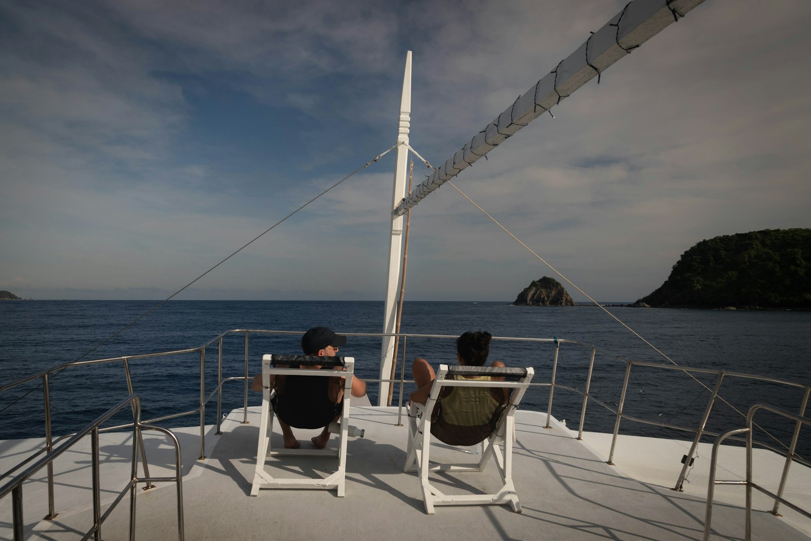 Choosing the Best Luxury Boat Tour in Riung for Couples